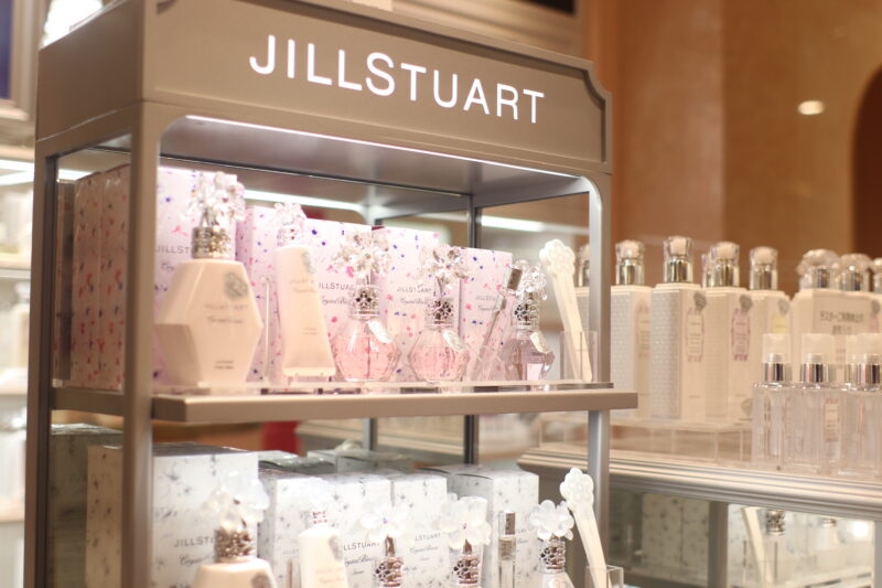 話題のビューティーアイテムを豊富にラインナップ サークルビューティー 万代シテイ 公式ホームページ