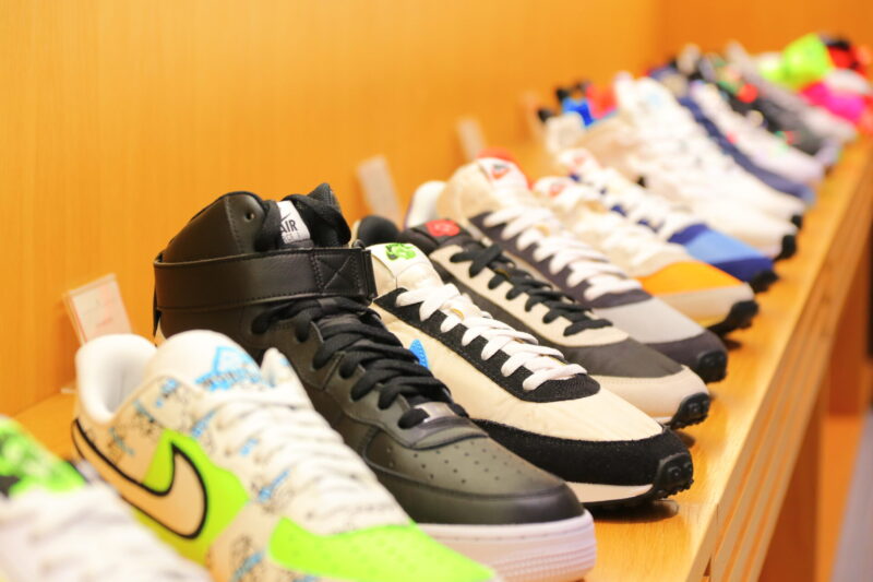 希少なシューズがズラリ オシャレは足元から Essence Bp 万代シテイ 公式ホームページ